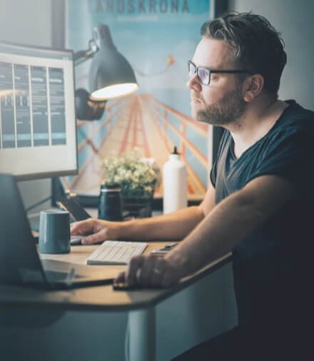 Adaptável à realidade